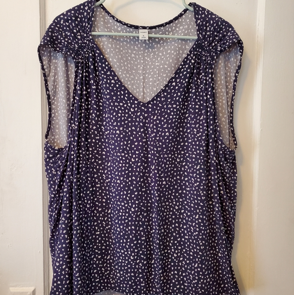 Women's Old Navy Sleeveless Top